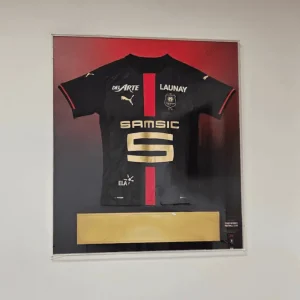 Présenteur de maillot réalisé sur mesure par Publivue