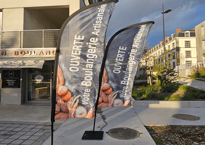 Visibilité avec une Voile Publicitaire